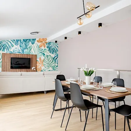 Apartamento D52 *